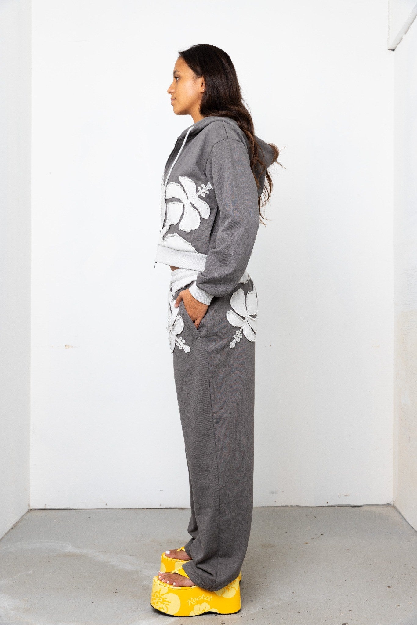 Koki'o Applique Sweatpant
